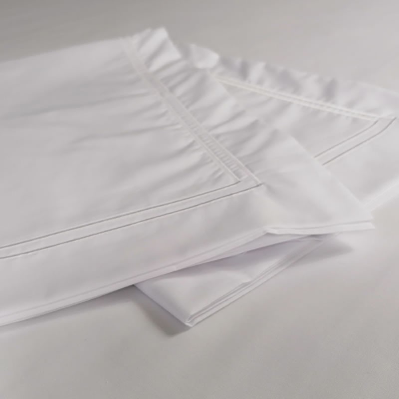 Egyptian Cotton Flat Sheet 200 Thread Count White Trim